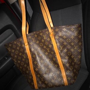 Authentic Louis Vuitton Sac Shopper Tote